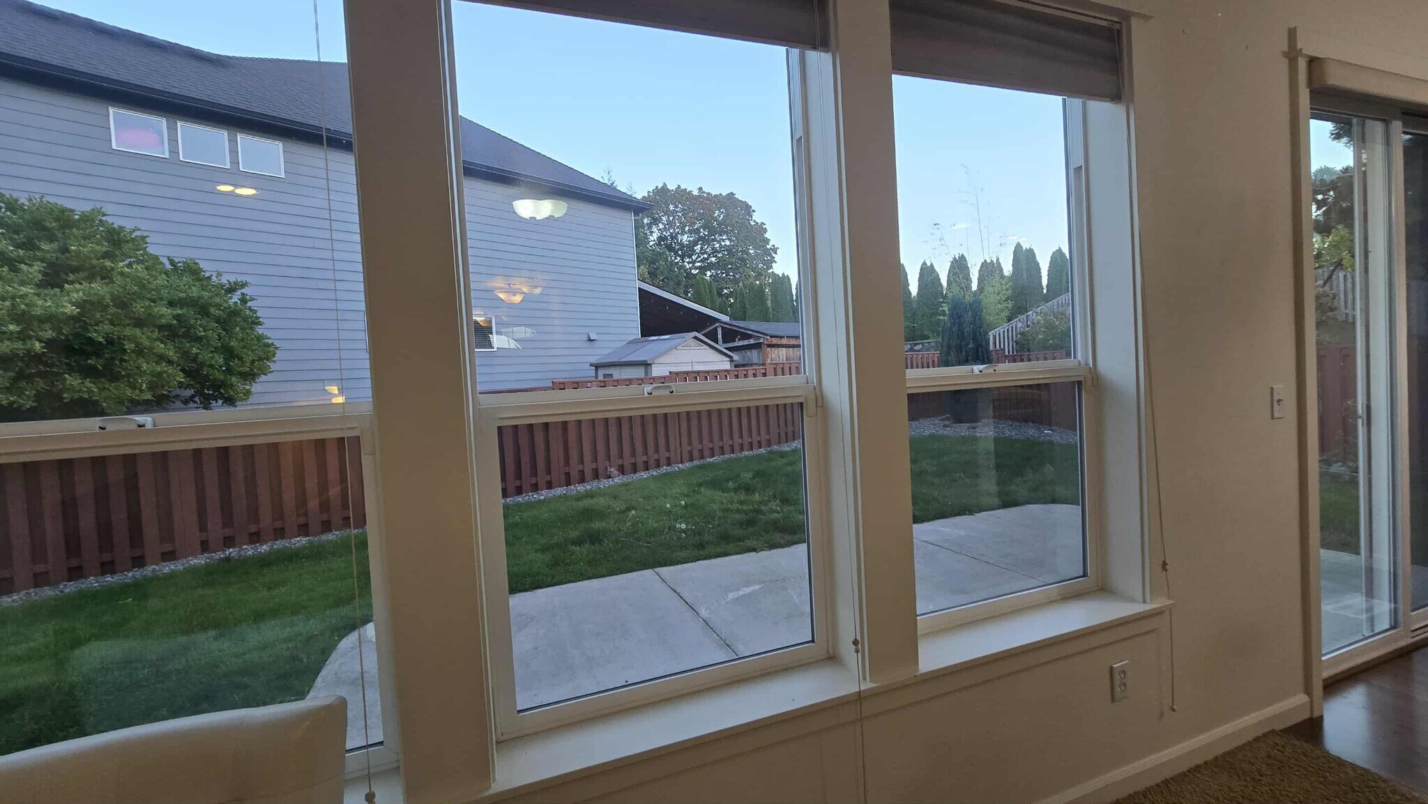 Building Photo - 16575 SE Windswept Waters Dr