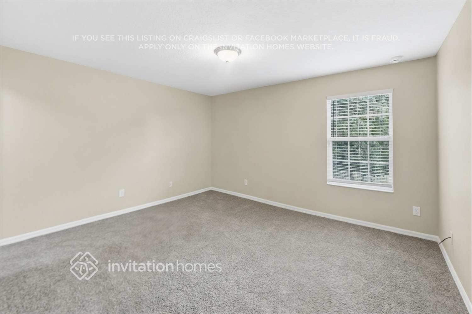 Building Photo - 9156 Lake Avon Dr