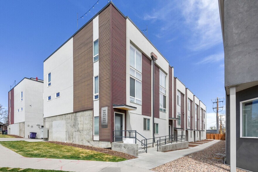 Building Photo - 1551 W 43rd Ave