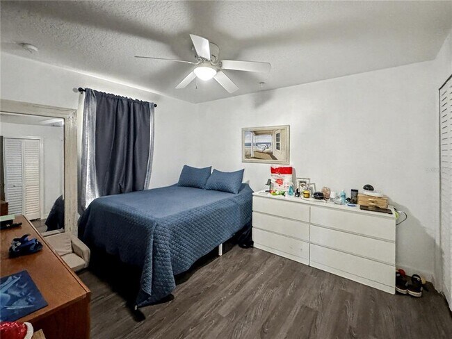 Building Photo - 1380 9th Ave