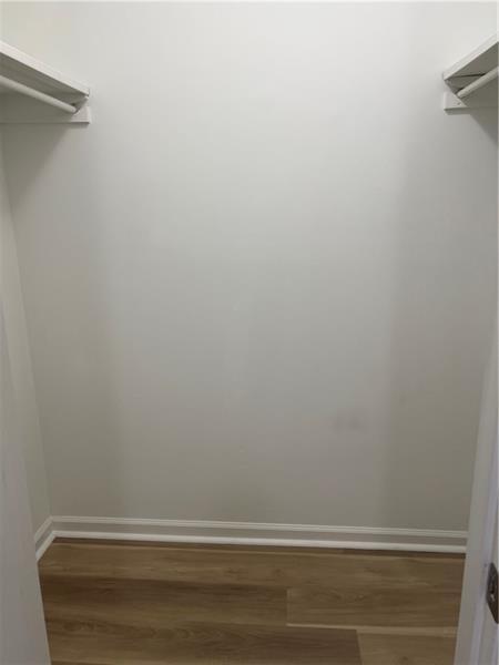 Building Photo - 2121 Wood Ct