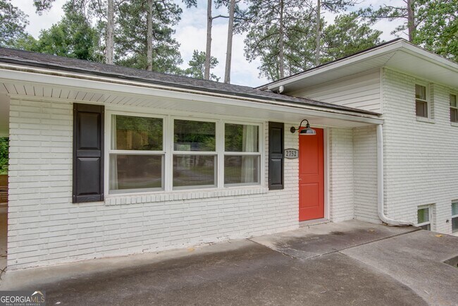 Building Photo - 2752 Arrowood Dr