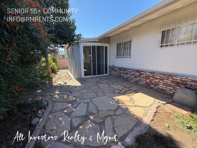 Building Photo - 880 S Ramona St