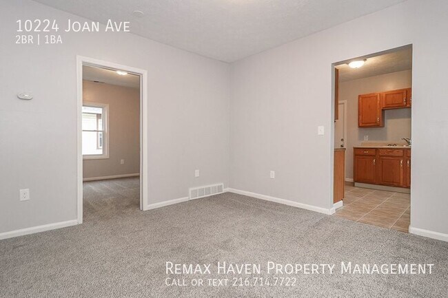 Building Photo - 10224 Joan Ave UP, Cleveland - Spacious 2 ...