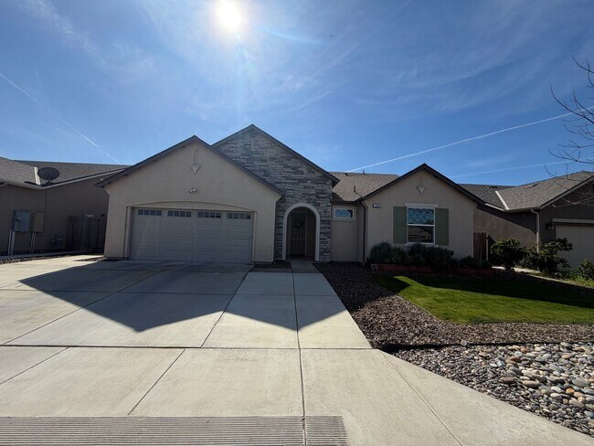 Building Photo - 1381 Canyoncreek St