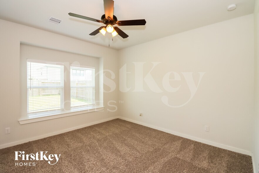 Building Photo - 15418 Formaston Dr
