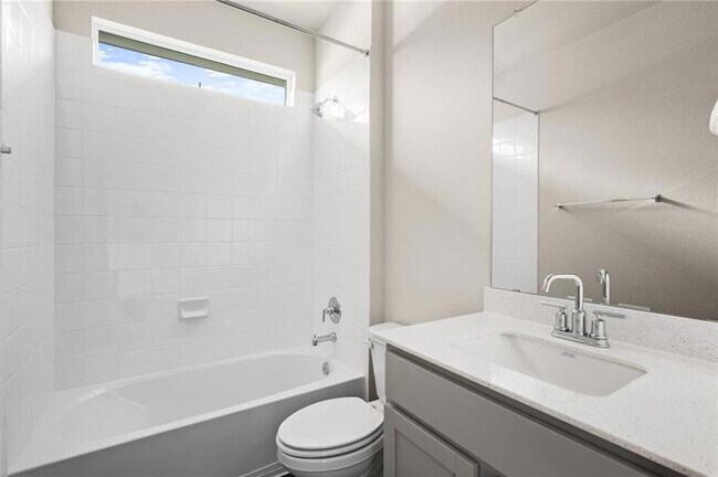 Building Photo - 150 Jayden Dr