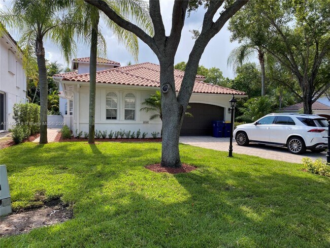 Building Photo - 4640 NW 93rd Doral Ct