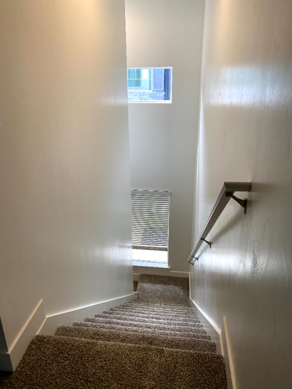 Building Photo - 420 W 40 S