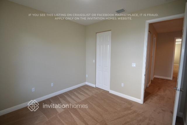 Building Photo - 6889 Julia Gardens Dr