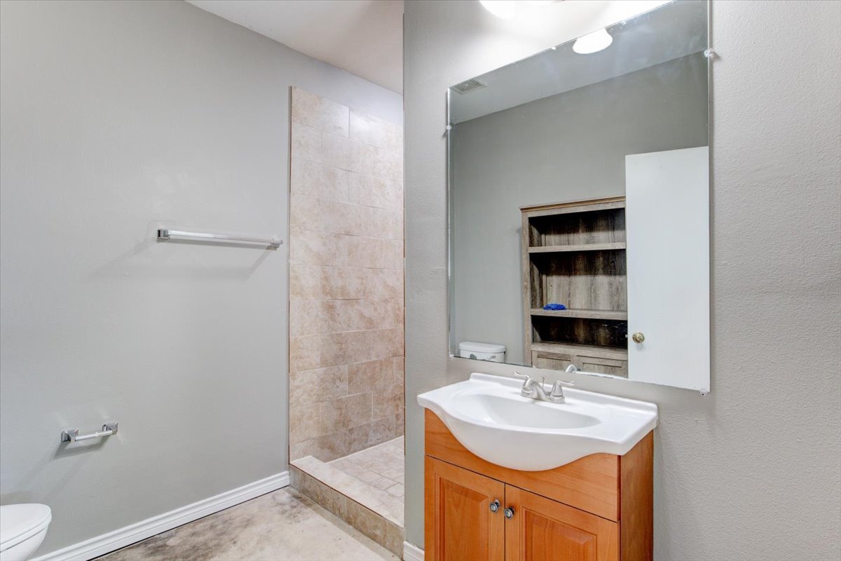 Building Photo - 3558 Winston Rd