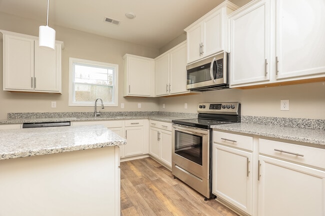Building Photo - 1188 Black Oak Cir