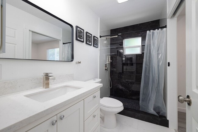 Building Photo - Cozy brand new 2bed/1bath now available in...