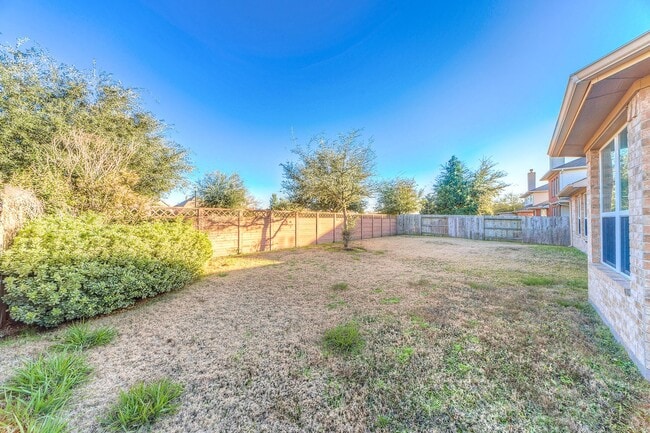 Building Photo - 607 Overdell Dr
