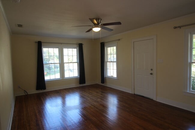 Building Photo - 845 S Donnybrook Ave