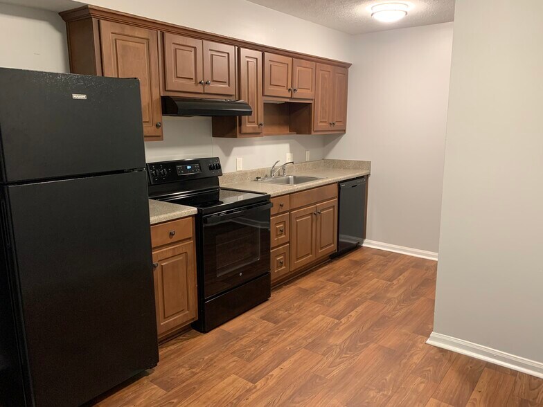 Building Photo - Knowles Pointe Apartments