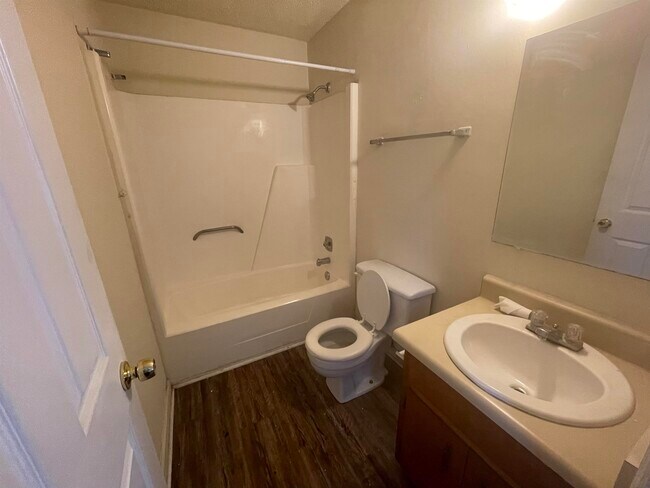Building Photo - 2271 Green Timbers Trail