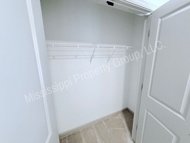 Building Photo - 4BR/3BA For Rent