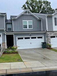 Building Photo - Almost new town home available now!