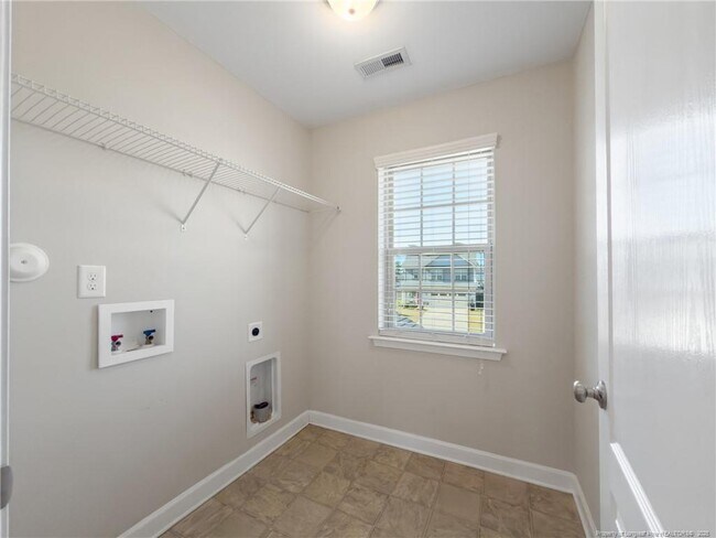 Building Photo - 20 Farrow Ct