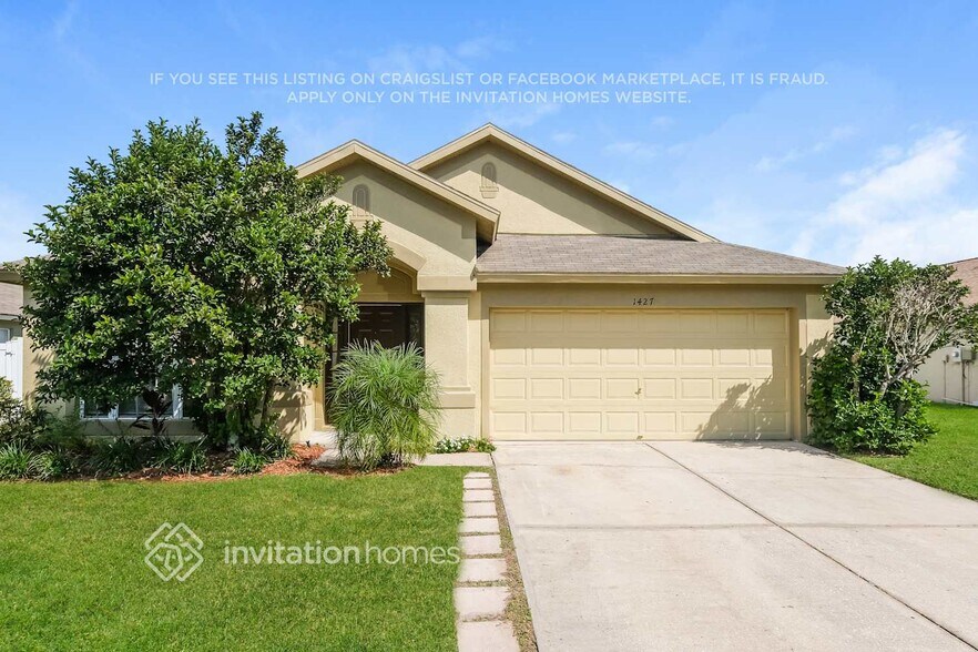 Primary Photo - 1427 Wylie Ct