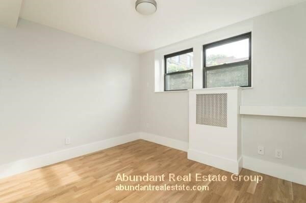 Building Photo - 123 Highland Ave