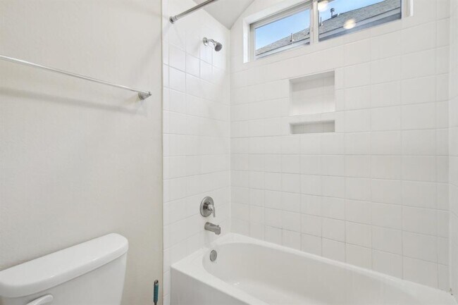 Building Photo - 4310 Treccia Ct