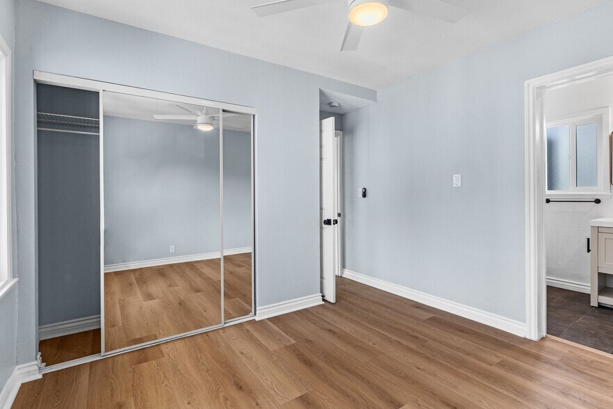 Building Photo - 526 Lime Ave