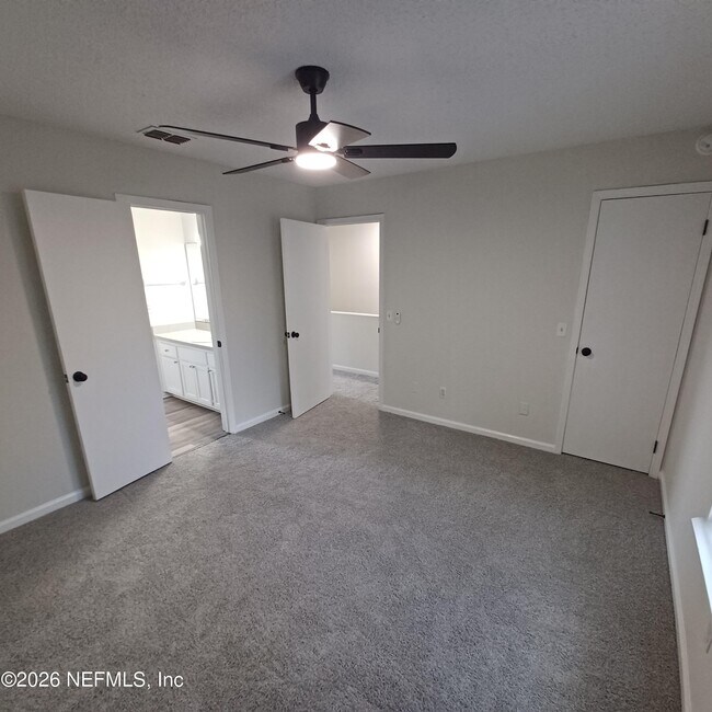 Building Photo - 1201 Douglas St