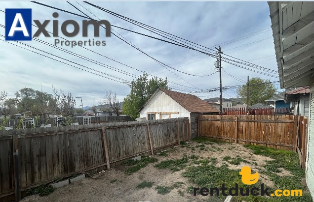 Building Photo - 217 W Sherman-