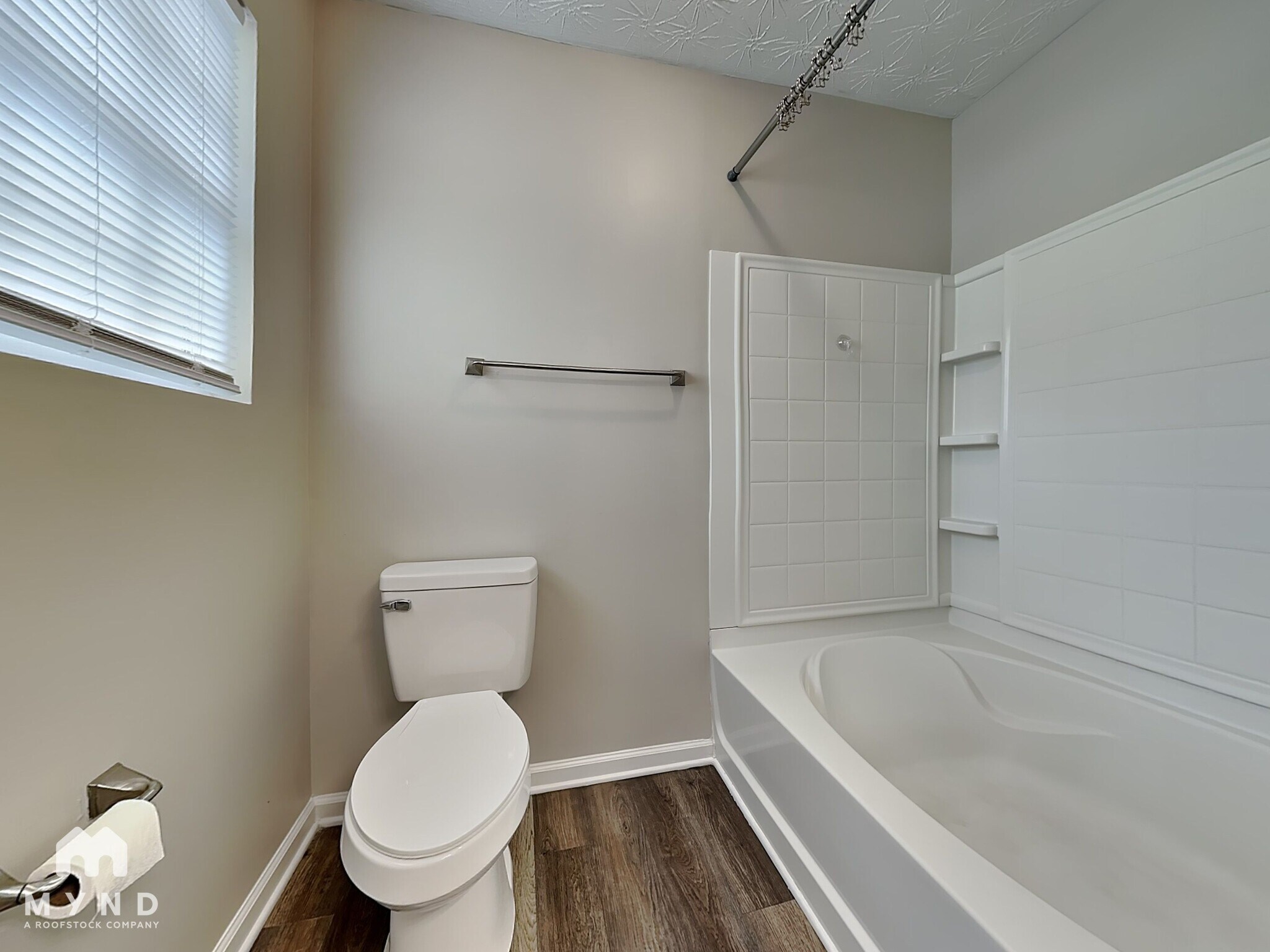 Building Photo - 2330 Marlin Dr