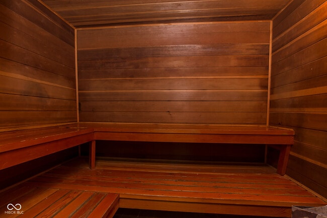 Building Photo - 4530 Village Ct