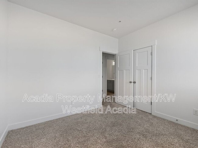 Building Photo - 1386 N 3830 W