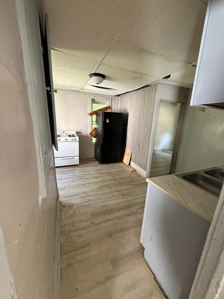 Building Photo - 1344 E Condit St
