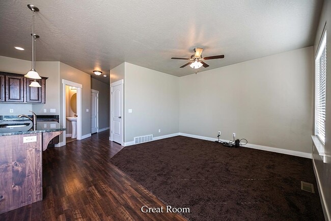 Building Photo - 938 S 2040 W