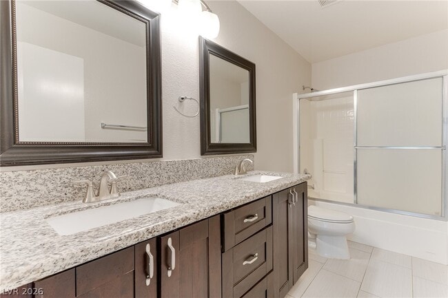 Building Photo - 860 Viento Del Montagna Ave