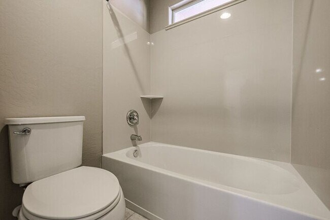 Building Photo - COMING SOON! Great Location!Stunning 6-bedroom Plus 7, 4.5-bathroom home located in Chandler