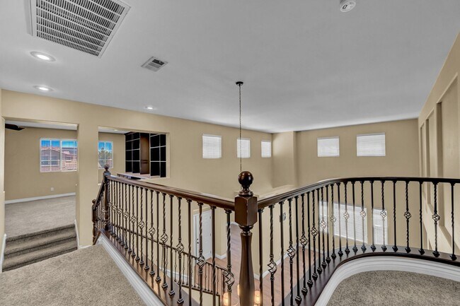 Building Photo - A Fabulous 4 Bedroom Home with a Sparkling Pool!!!