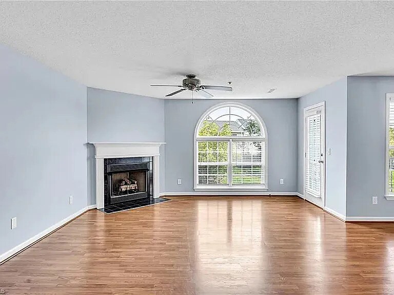 Building Photo - 3729 Morris Farm Dr