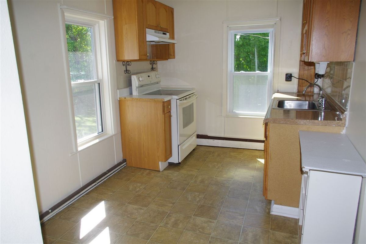 Building Photo - 259 High