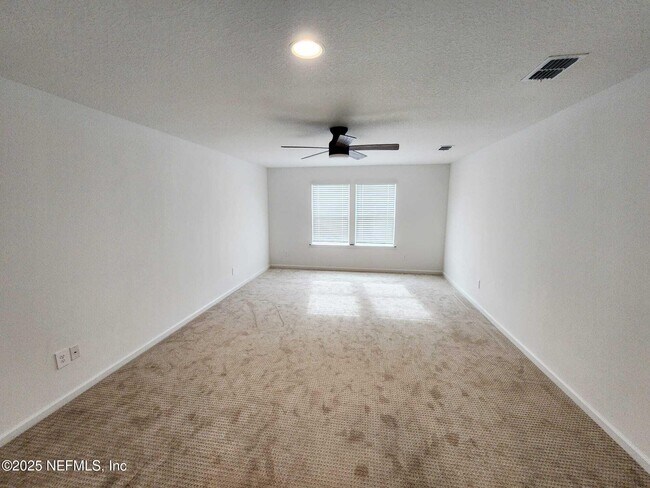 Building Photo - 577 Archstone Wy