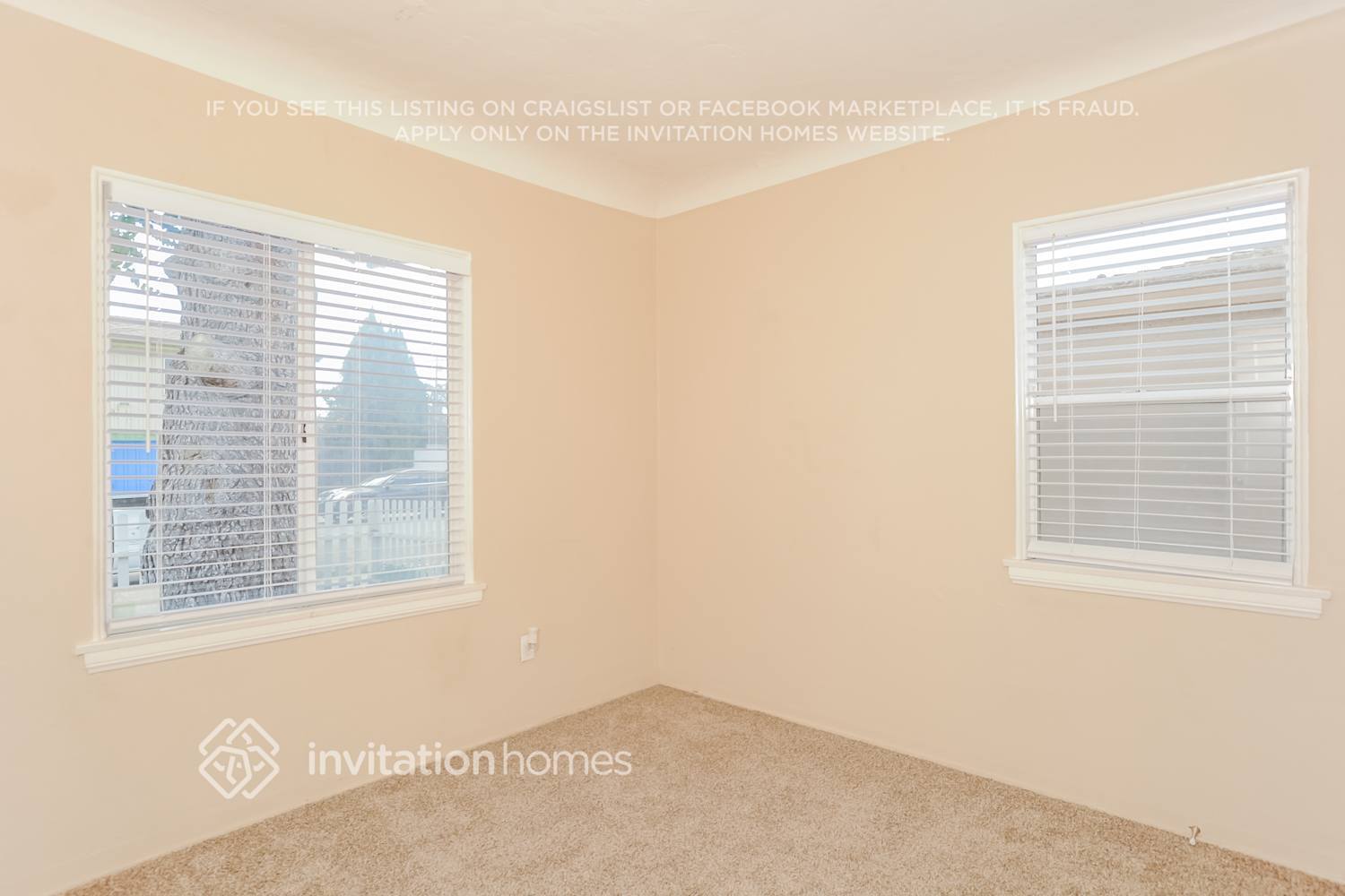 Building Photo - 243 E Louise St