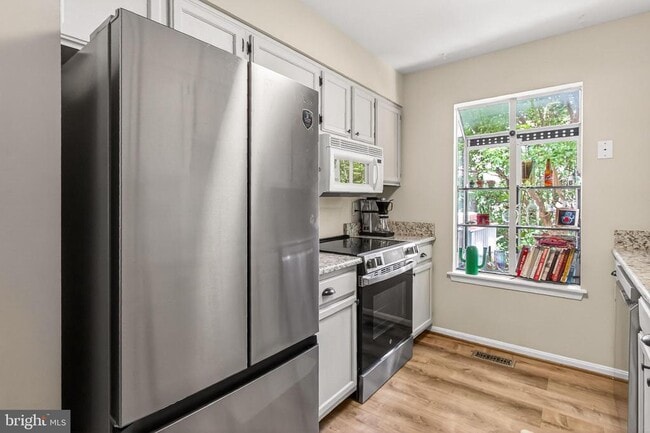 Building Photo - 9694 Poindexter Ct