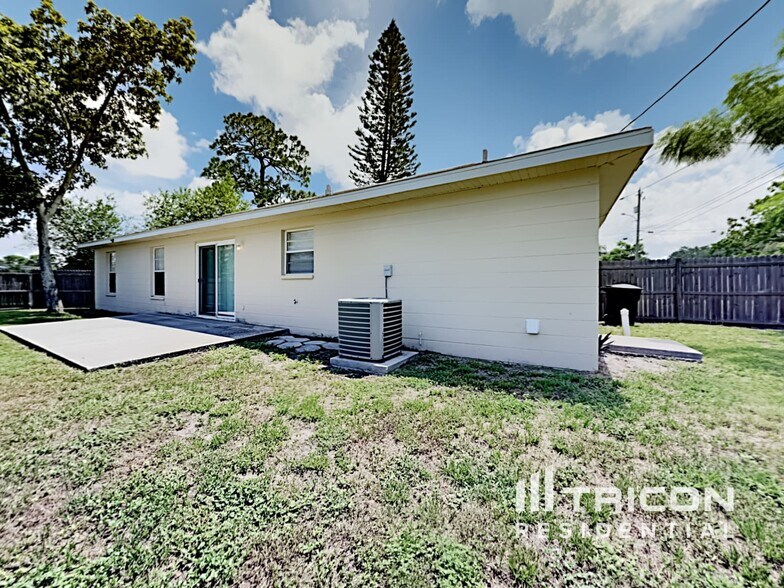 Building Photo - 3310 51st St N