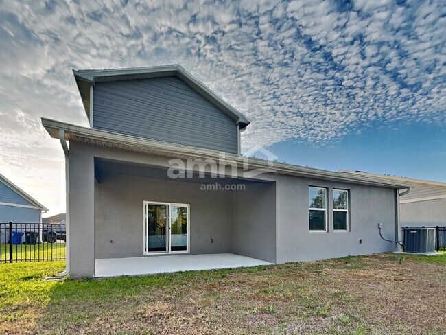 Building Photo - 343 Pine Terrace Dr