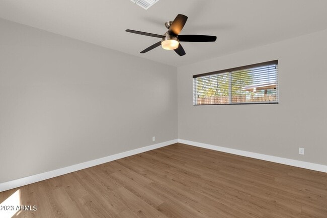 Building Photo - 7408 E Beatrice St