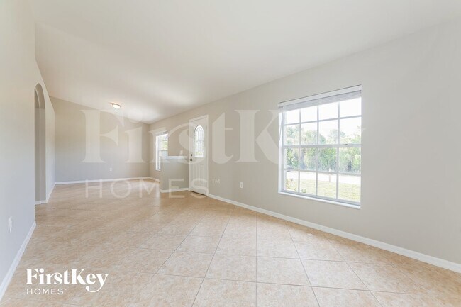 Building Photo - 5404 2nd St W