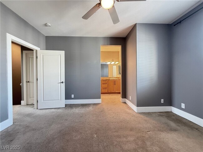 Building Photo - 9050 W Tropicana Ave