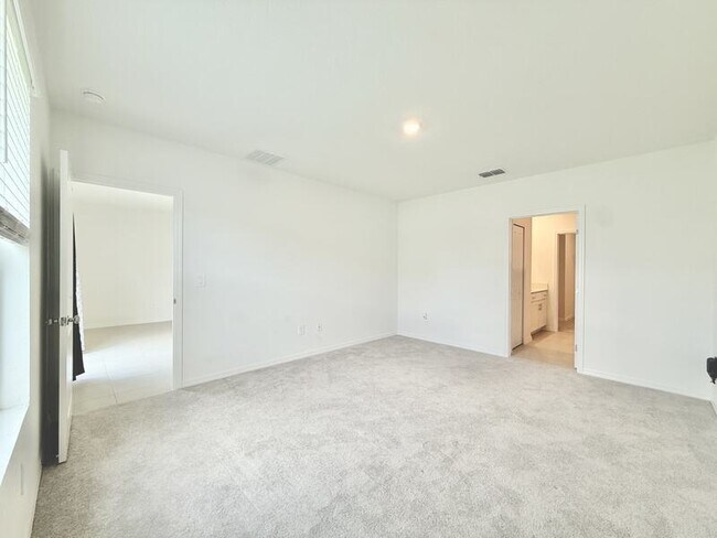 Building Photo - 641 Bald Cypress Dr