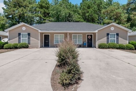 Primary Photo - 1405 Allies Ct